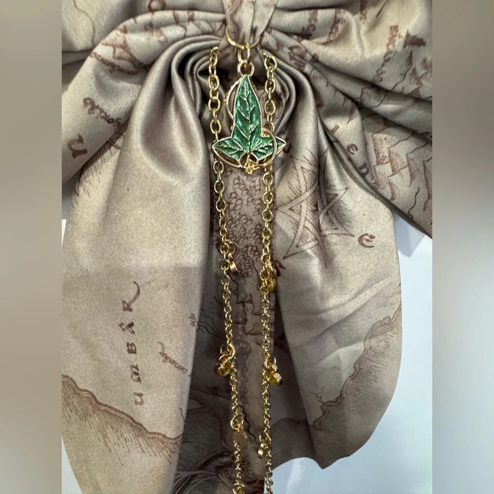 The Lord Of The Rings Middle-Earth Map Chain Hair Bow